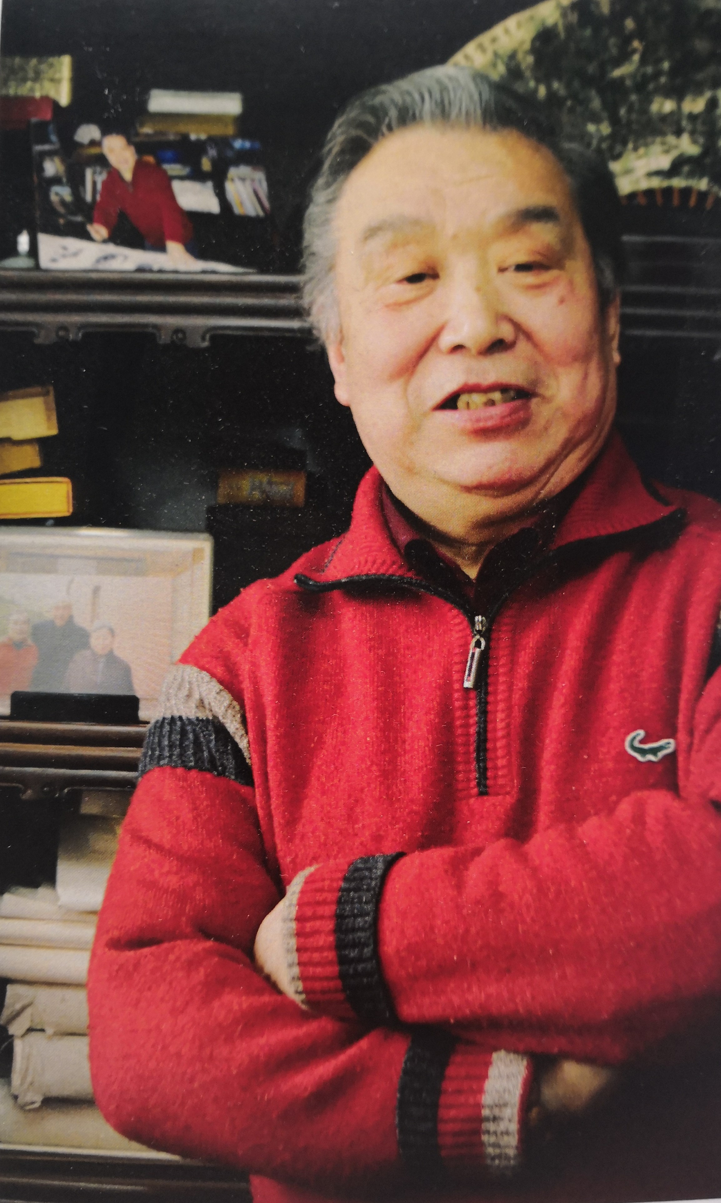 /></p><p>
    	&nbsp; &nbsp; &nbsp;钱茂生，1940年生，江苏无锡人，国家一级美术师，曾为上海市书法家协会副主席，第五届、第六届上海市文联委员。现为中国书法家协会会员、上海市文史研究馆馆员、上海中国画院画师、上海市书法家协会顾问等。&nbsp; &nbsp;&nbsp;</p><p>
    	&nbsp; &nbsp; &nbsp; 1964年毕业于南京艺术学院中国画专业，师从陈大羽、丁吉甫等教授，后分配至上海中国画院从事书画创作，得王个簃、陆俨少、胡问遂、翁闿运等名家指点。擅楷书、行草，书宗唐法，兼及米芾、黄庭坚、王铎、何绍基等诸家，书法神融笔畅，浑厚大气，豪放跌宕。山水画取法黄宾虹，水墨淋漓，颇具神采。他博采众长，以画入书，创作时忘我投入、出新出彩。</p><p>
    	&nbsp; &nbsp; &nbsp; 钱茂生馆员淡泊名利，德艺双馨。他多次参展，屡获殊荣，并应邀出访。多年来，他不辞辛劳地为市文广局、市少年宫、上海戏剧学院、老年大学等单位的学员教授书法，栉风沐雨，呕心沥血，积累了丰富的教学经验，并积极提携新人。他曾被中国书法家协会评为“德艺双馨会员”和“书法进万家”先进个人，上海市书法家协会授予他“书法教育杰出贡献奖”，他还曾获上海市老年教育荣誉奖、全国少年儿童书画大赛园丁奖等。步入古稀之年的他依旧不遗余力传承文化。比如，2015年，他受上海市文史研究馆邀请创作出版《上海赋》（行书卷）；又如，2017年，他受程十发艺术馆邀请创作多幅松江主题诗文的书法作品。</p><p>
    	&nbsp; &nbsp; 此次展览不仅是钱茂生馆员书法艺术的集中展示，更体现了他传承历史文脉、弘扬传统文化的拳拳之心。</p><p>    	<br/></p><p>    	<strong>钱茂生作品欣赏（部分）</strong></p><p>    	<strong><img src=